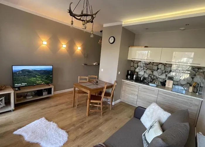 Dziki Panorama Gor, Duzy Taras Z Widokiem Na Gory Apartment *